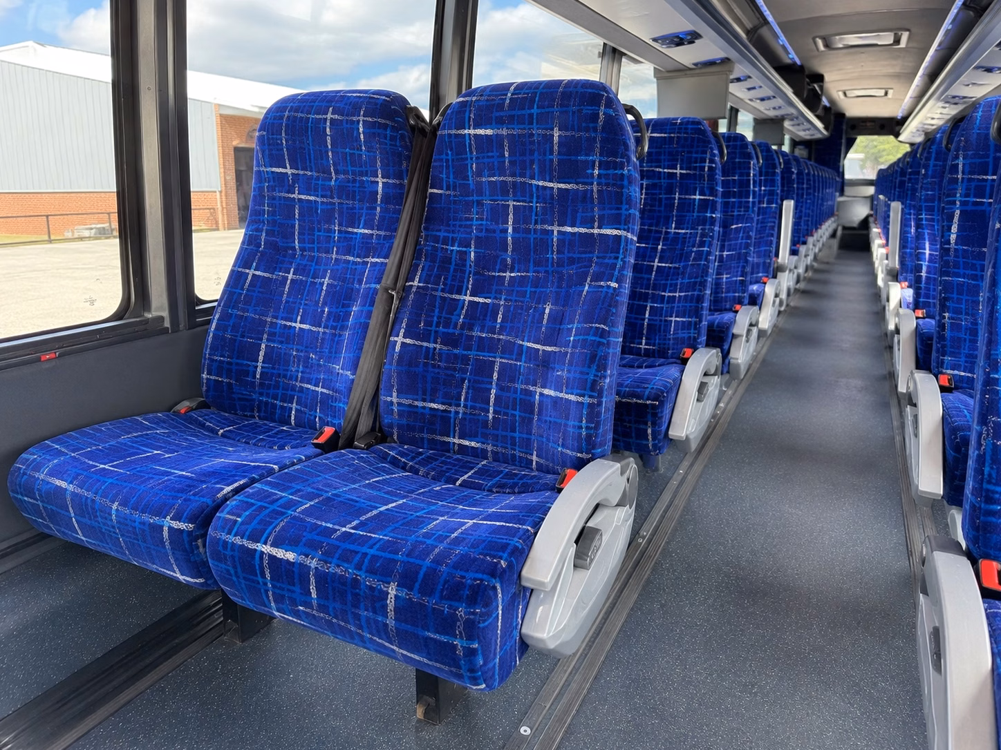 shuttle buses between surprise wedding venues and west valley hotels