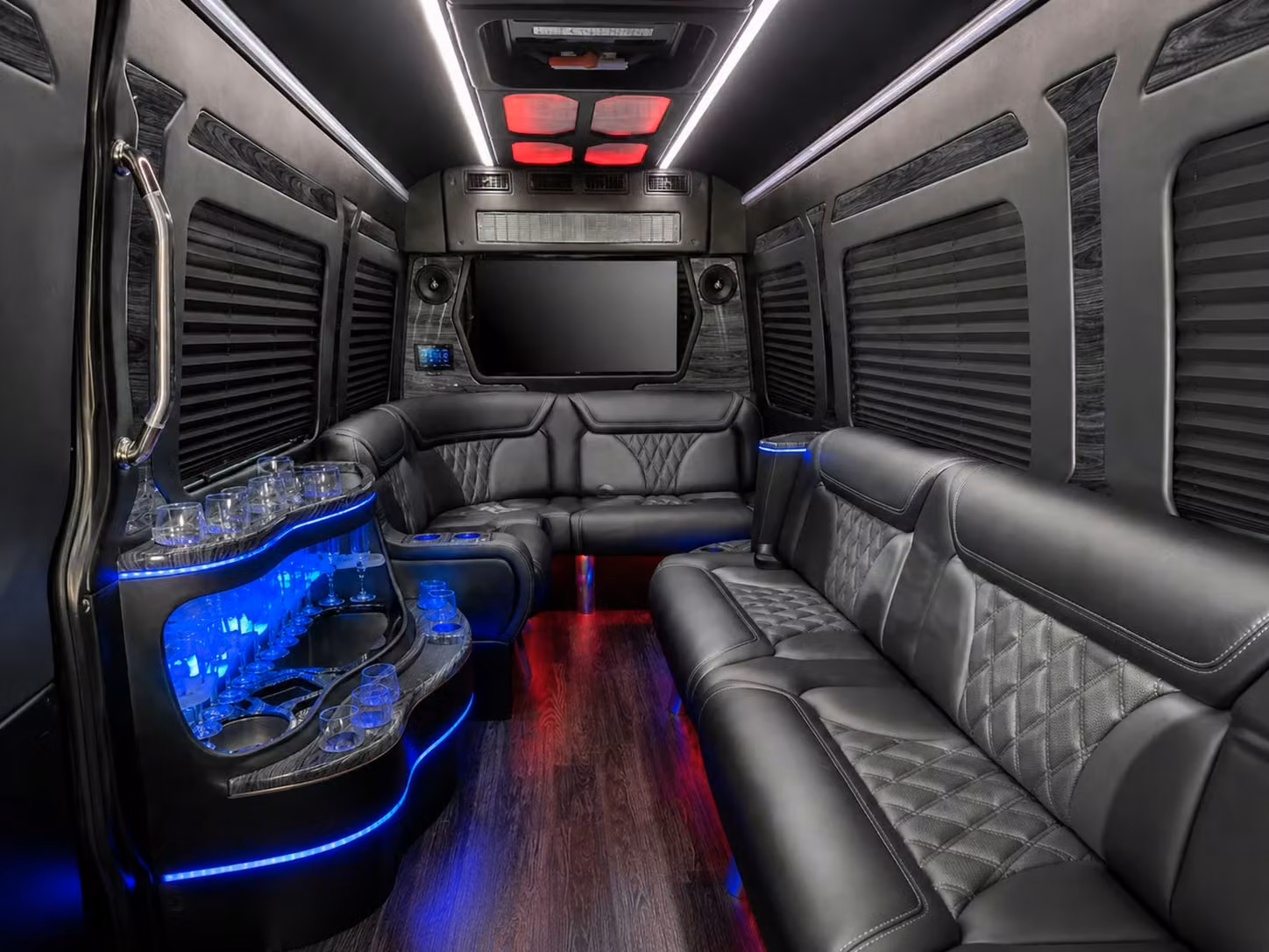 surprisecharterbus com puts surprise construction crews and shift workers on the right bus